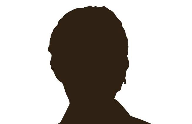 美女脱裤子让男人捅